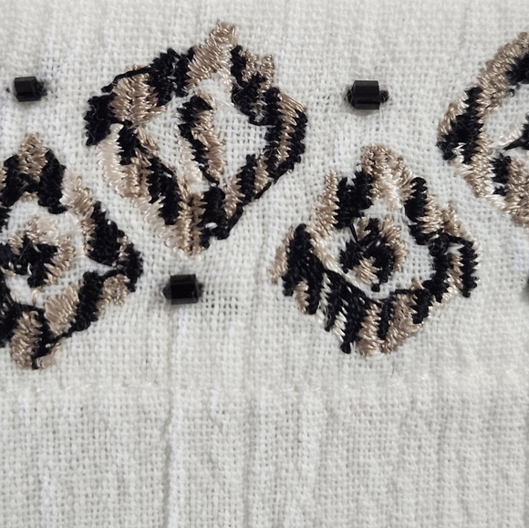 Koret Bone Ivory White Embellished Collar Pockets Button Short SL Shirt Sz 8 NWT - Picture 3 of 7